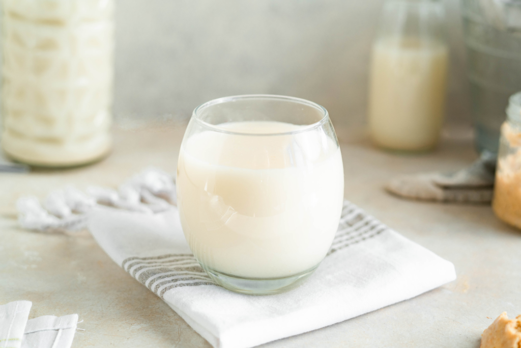 2-Minute Almond Milk