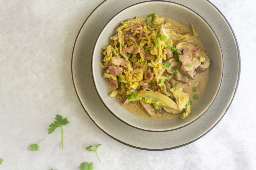 Creamed Cabbage with Bacon and Mushrooms