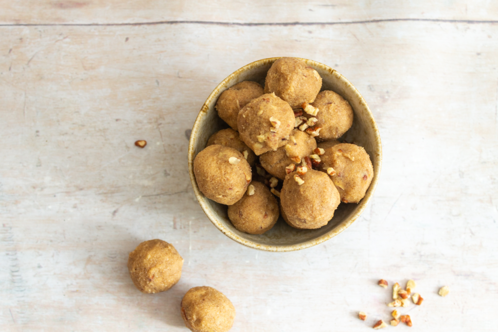 Cinnamon Pecan Fat Bombs