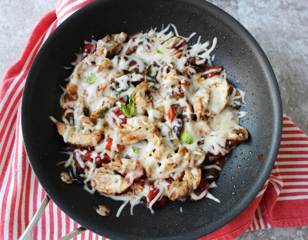 Supreme Chicken Pizza Skillet