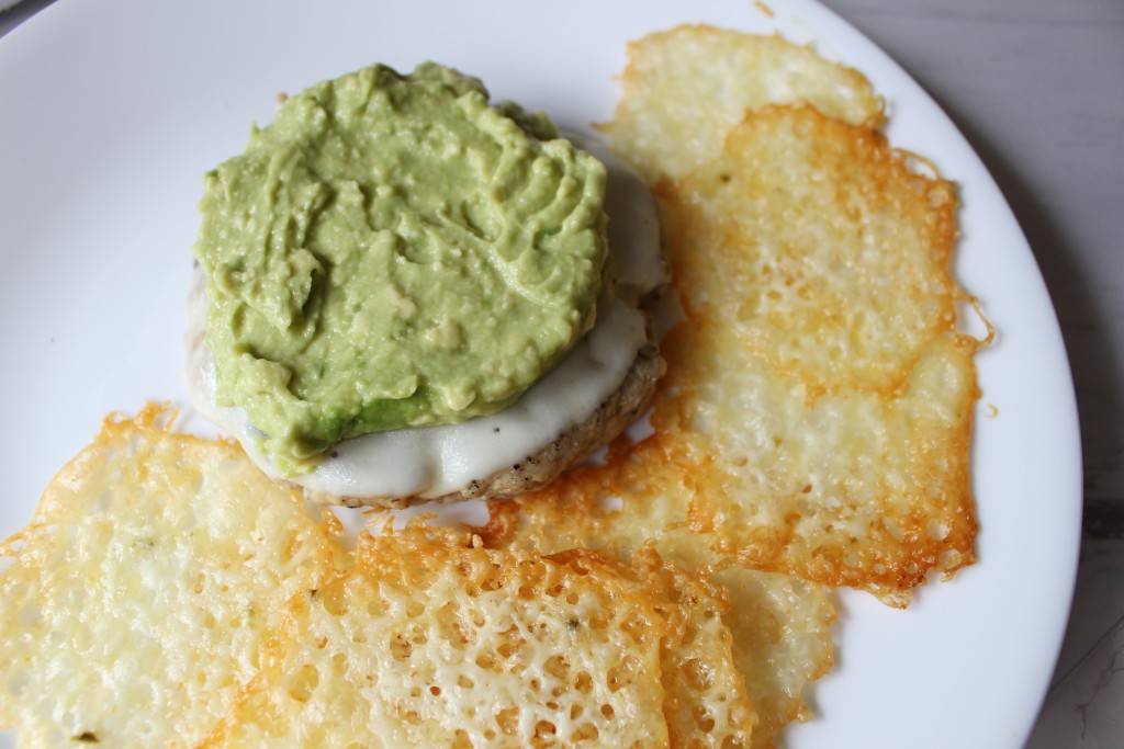 Guacamole Chicken Burgers w Chips