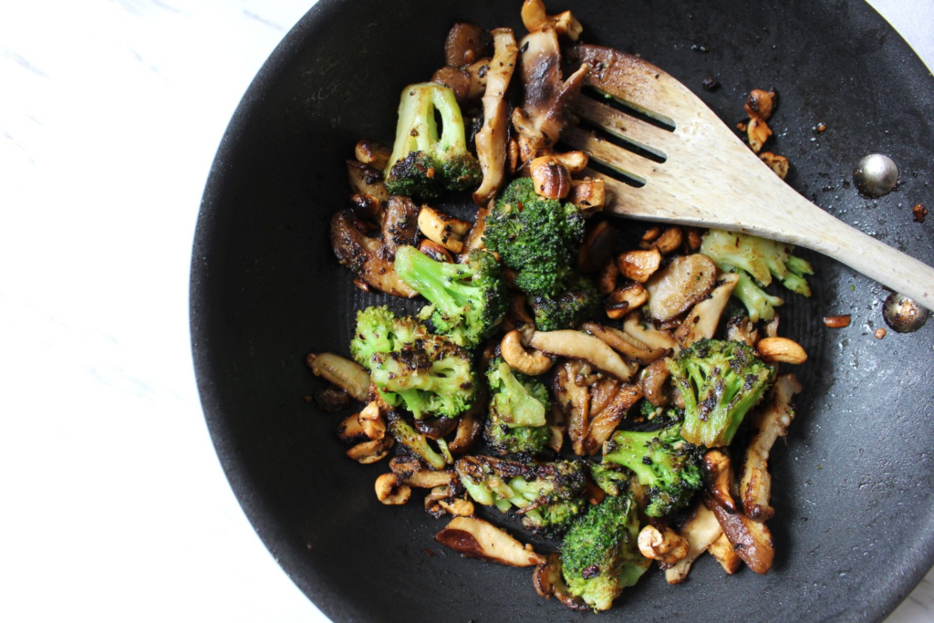 Broccoli And Shitake Side With Cashews