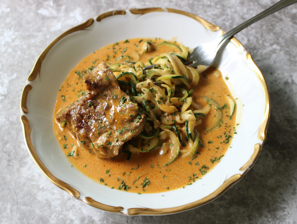 Beef Goulash Stew w Zoodles