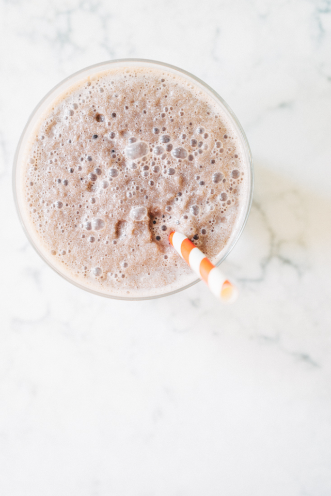 Vegan Chocolate "Milkshake"