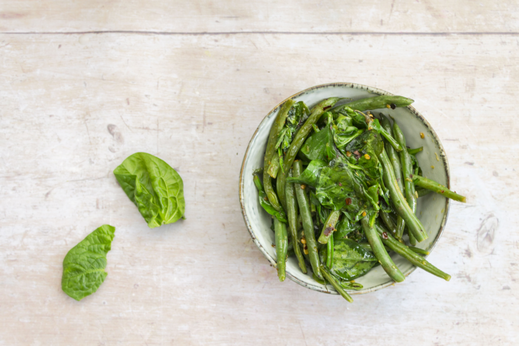 Spicy Spinach and Green Beans