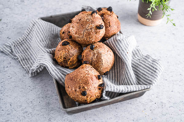 Gluten-Free Cinnamon Raisin Bread Rolls