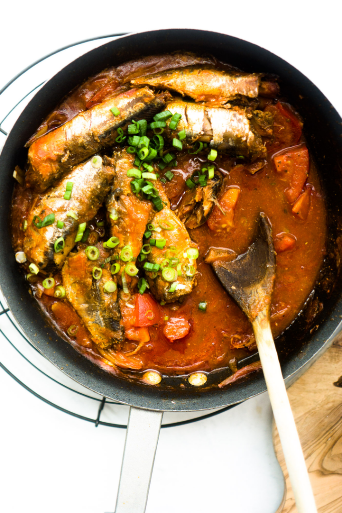 Vietnamese Sardines and Tomatoes