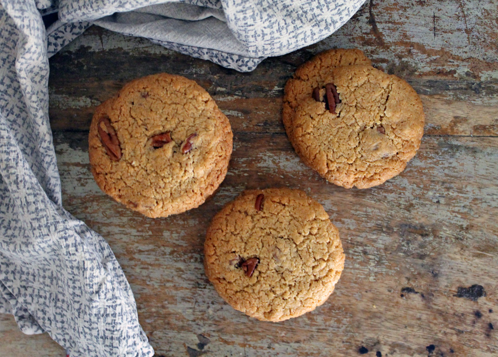 Almond Butter Pecan Cookies