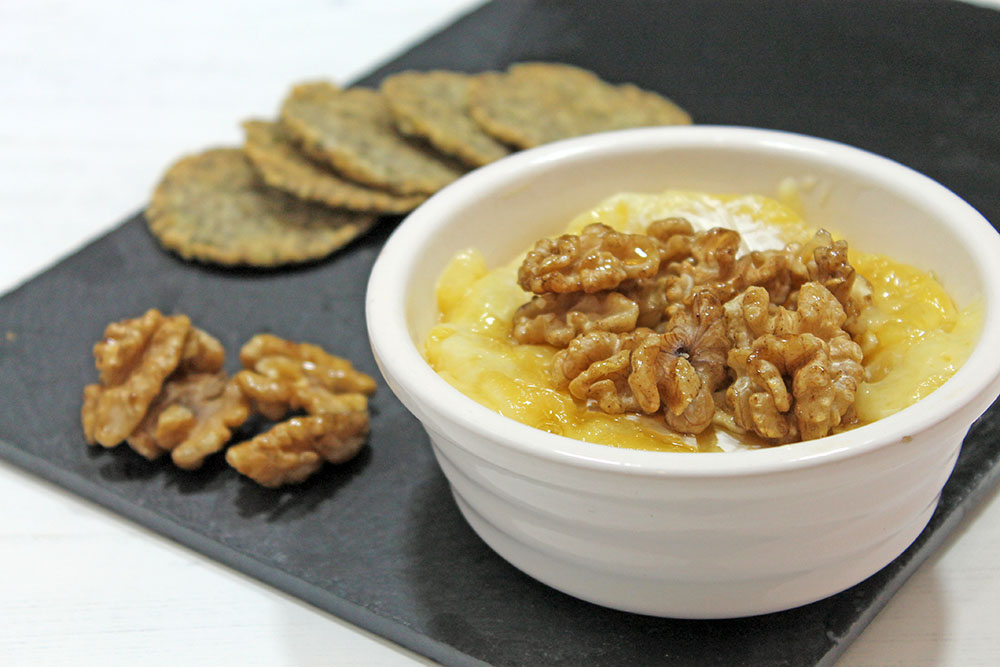 Baked Brie With Candied Walnuts