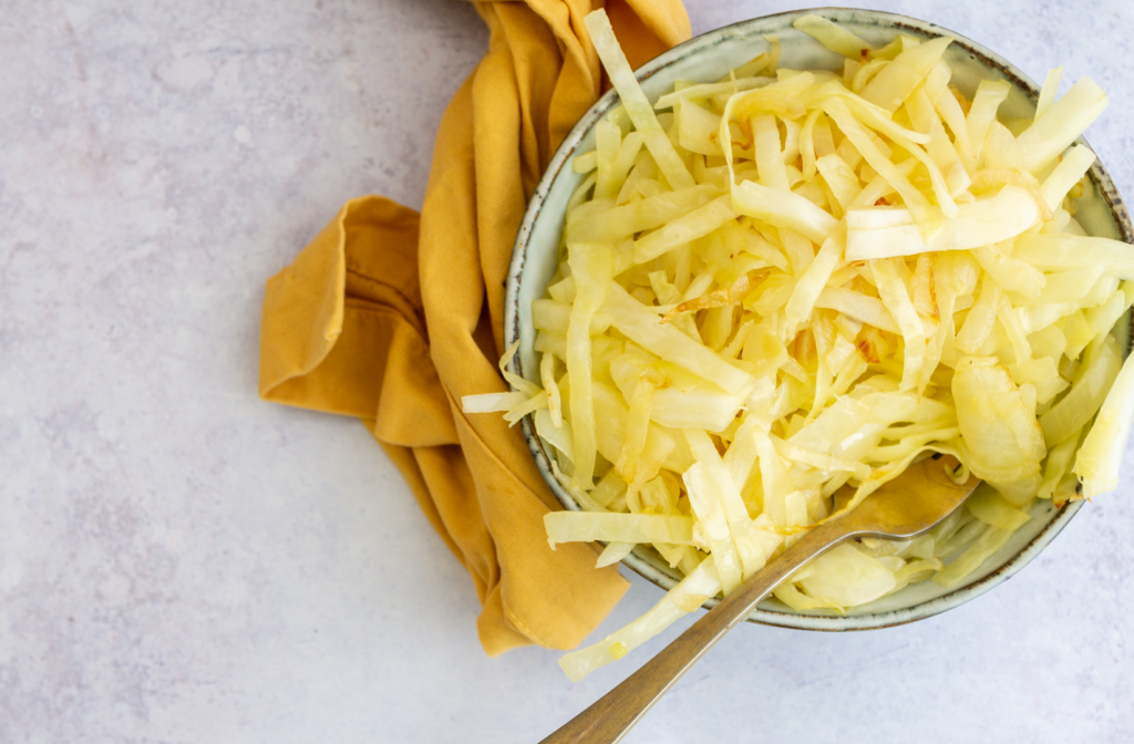 Lemon and Garlic Cabbage