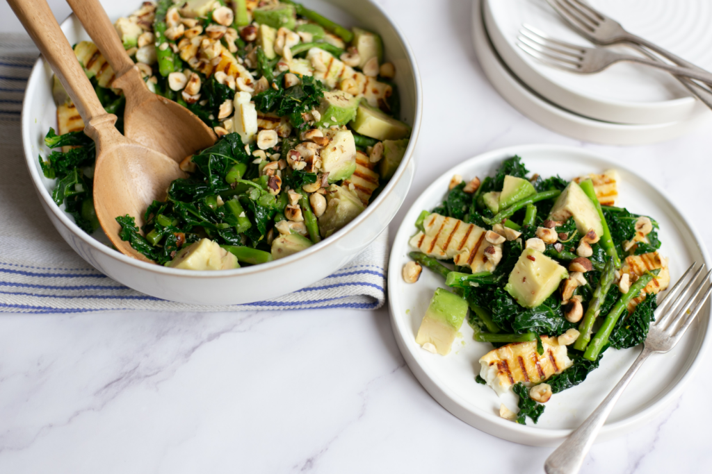 Avocado Salad with Asparagus, Kale and Halloumi