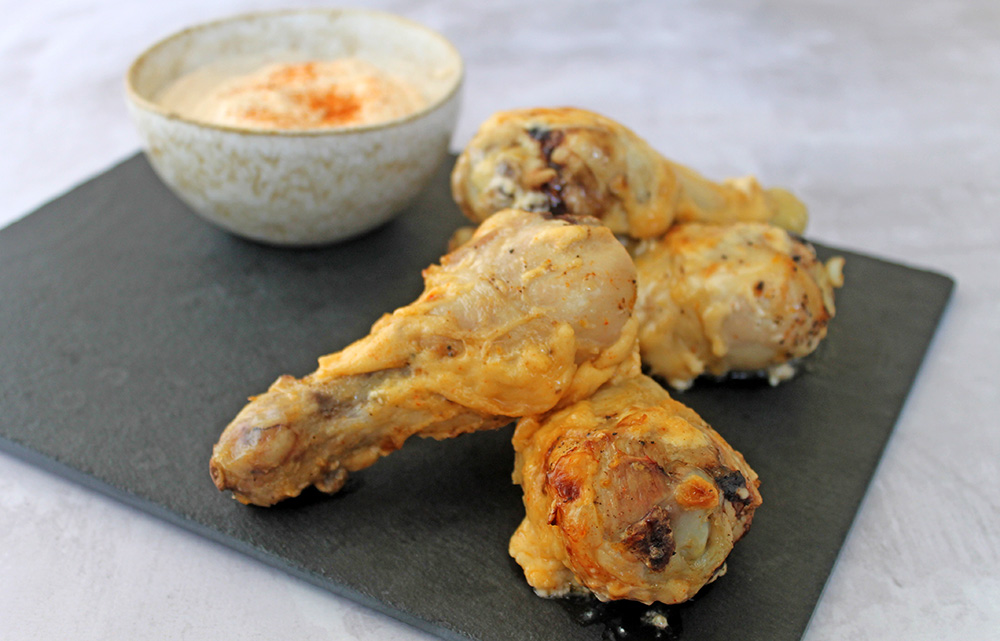 Chicken Drumsticks with Alabama Sauce