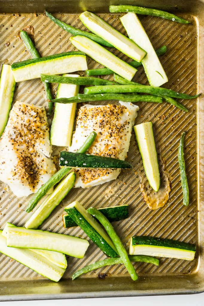 Baked Cod With Zucchini And Green Beans