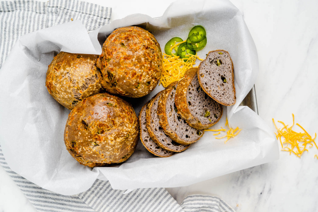 Jalapeno Cheddar Buns