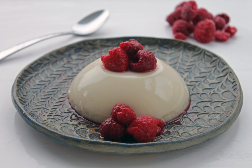 Almond Panna Cotta With Raspberries