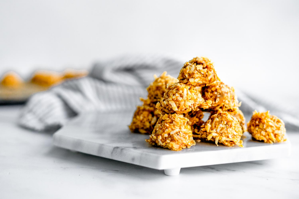 Paleo Pumpkin Coconut Macaroons