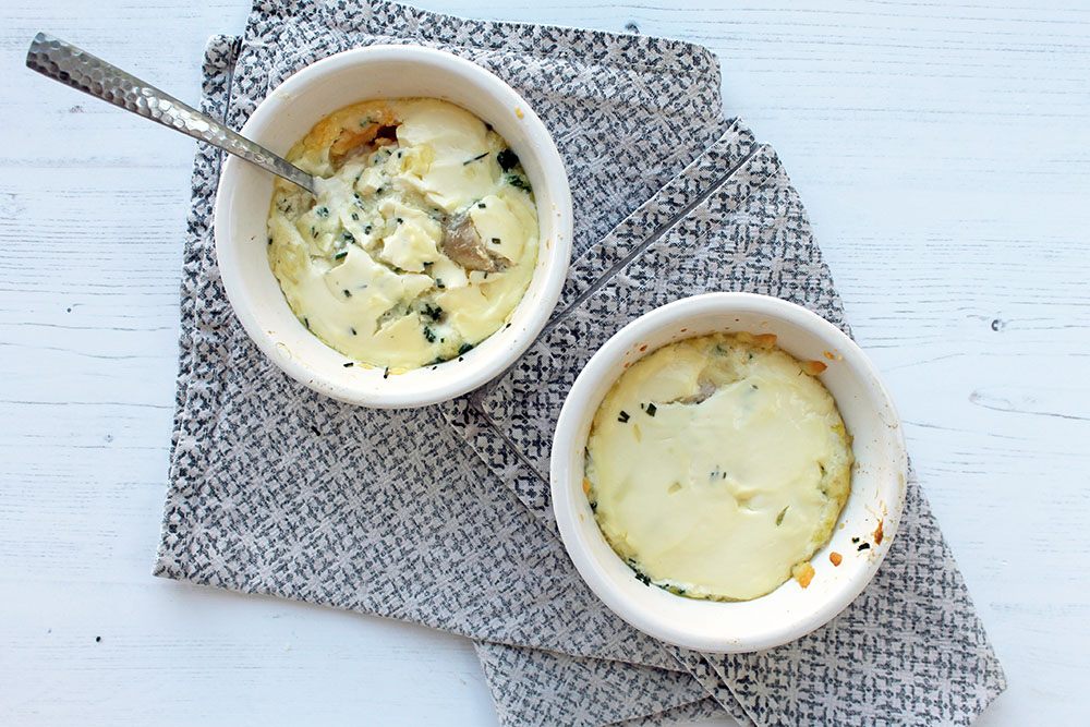 Baked Eggs With Mushrooms And Chives