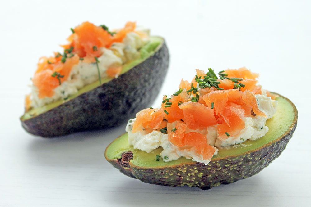 Smoked Salmon And Cream Cheese Avocado Boats