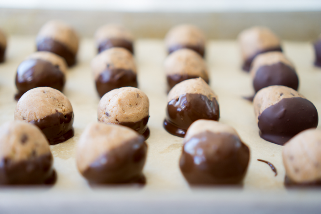 Mocha Cookie Balls