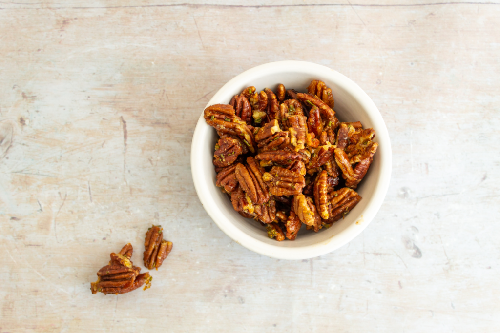 Thanksgiving Cinnamon Pecans