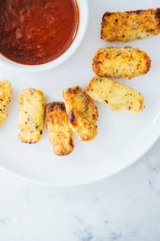 Italian Mozzarella Sticks With Marinara