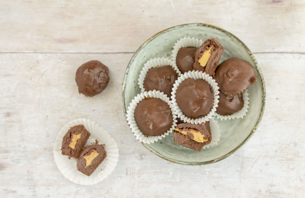 Peanut Butter Cup Fat Bombs