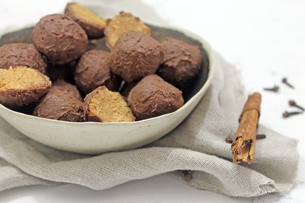 Gingerbread Chocolate Truffles