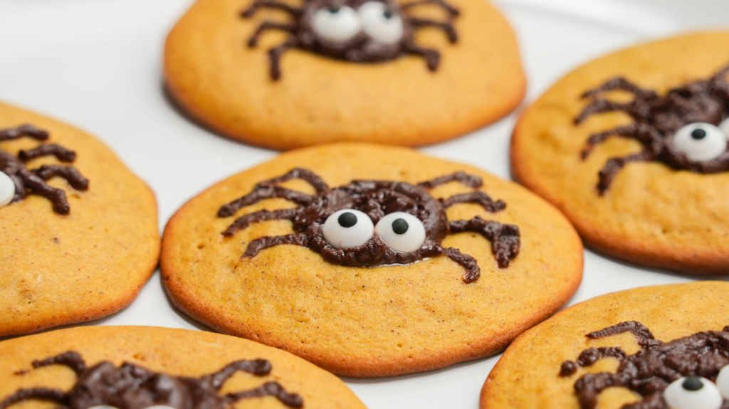 Halloween Pumpkin Spider Cookies