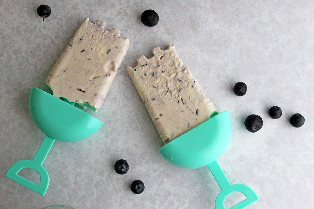 Blueberry Cream Cheese Lollies