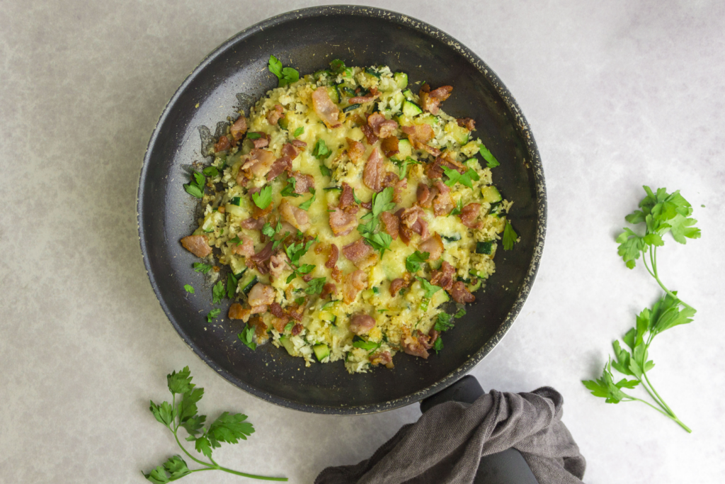 Cheesy Rice With Bacon